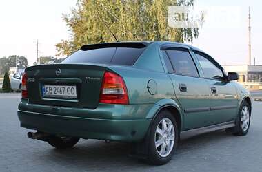 Седан Opel Astra 2006 в Виннице