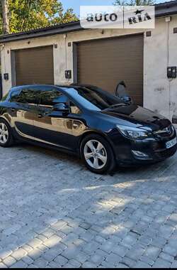 Хэтчбек Opel Astra 2011 в Каменец-Подольском