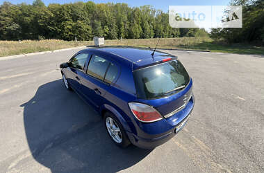 Хетчбек Opel Astra 2005 в Дунаївцях