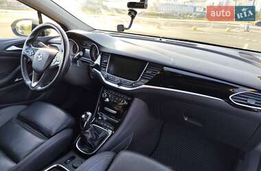Универсал Opel Astra 2017 в 