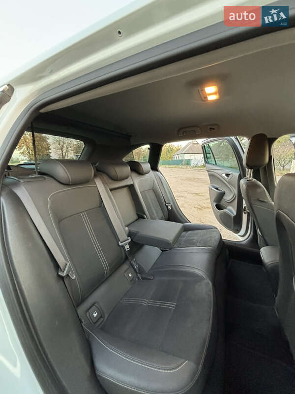 Універсал Opel Astra 2019 в Дніпрі