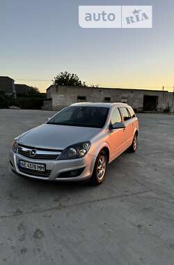 Універсал Opel Astra 2008 в Ізмаїлі