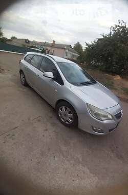 Універсал Opel Astra 2011 в Малій Висці