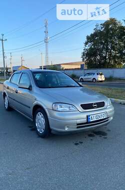 Седан Opel Astra 2008 в Бучі