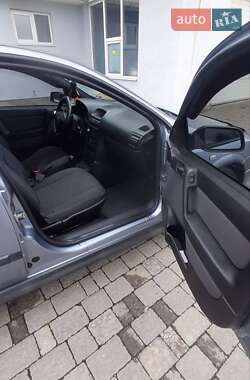 Седан Opel Astra 2007 в 