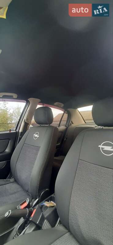 Седан Opel Astra 2007 в Ивано-Франковске