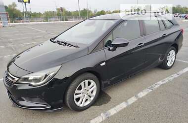 Универсал Opel Astra 2018 в Киеве