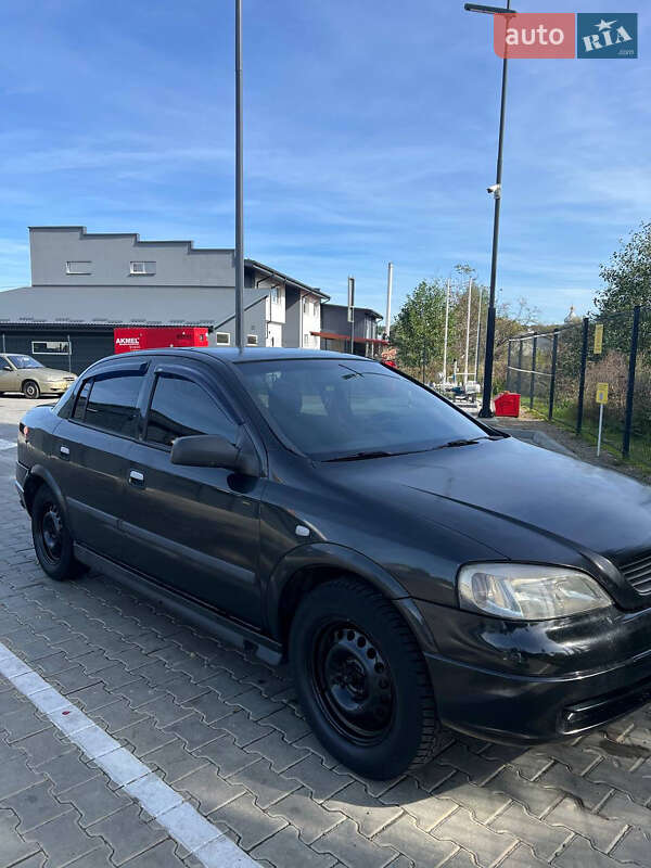 Седан Opel Astra 2007 в Бориславе
