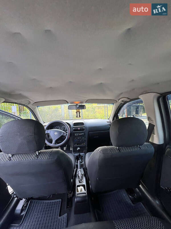 Седан Opel Astra 2007 в Бориславе