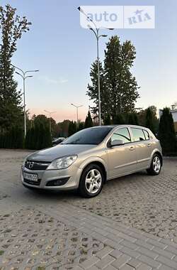 Хэтчбек Opel Astra 2007 в Харькове