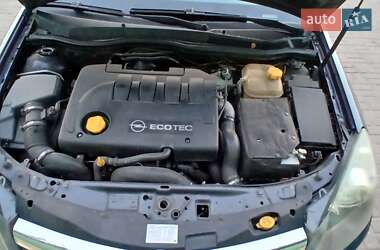 Универсал Opel Astra 2006 в 