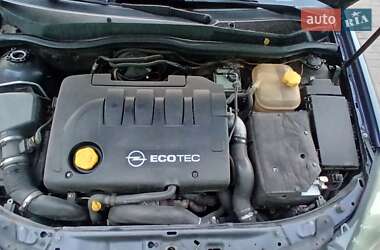 Универсал Opel Astra 2006 в 