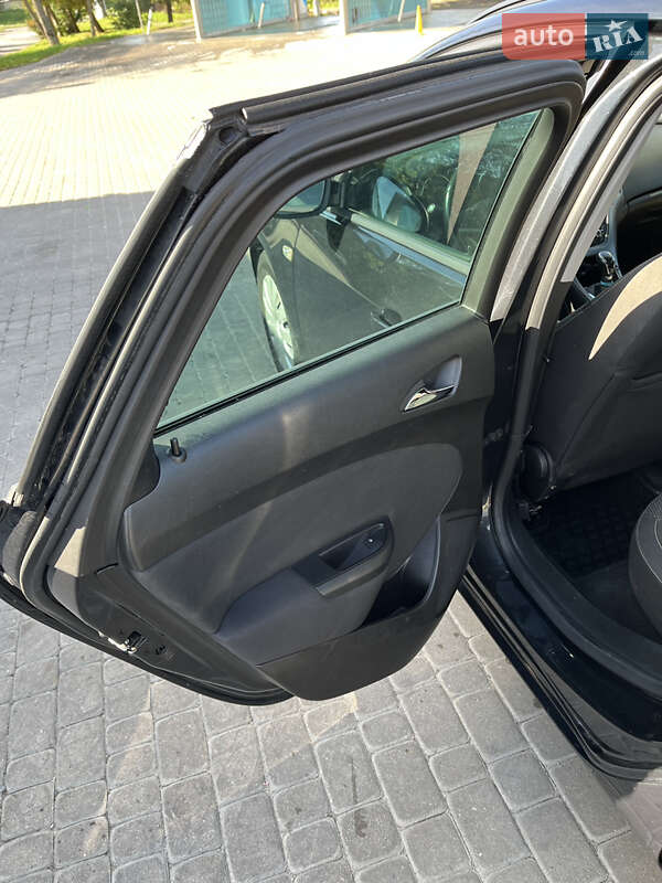 Универсал Opel Astra 2015 в Львове