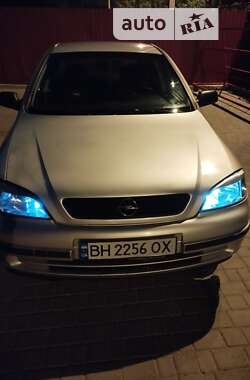 Седан Opel Astra 2006 в Одесі