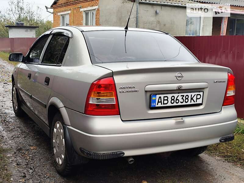 Седан Opel Astra 2007 в Бердичеві