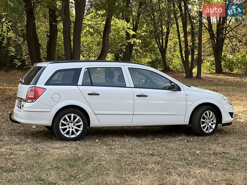 Универсал Opel Astra 2010 в Нежине фото 8 Универсал Opel Astra 2010 в Нежине