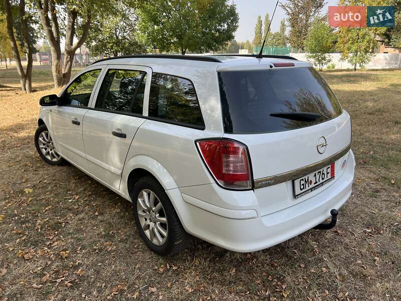 Универсал Opel Astra 2010 в Нежине фото 15 Универсал Opel Astra 2010 в Нежине