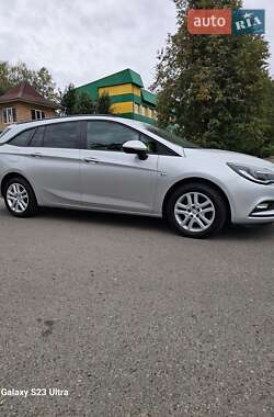 Универсал Opel Astra 2017 в Луцке