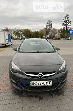 Универсал Opel Astra 2013 в Львове