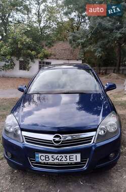 Opel Astra 2010 Opel Astra 2010
