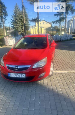 Седан Opel Astra 2011 в Самборі