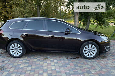 Универсал Opel Astra 2012 в Смеле
