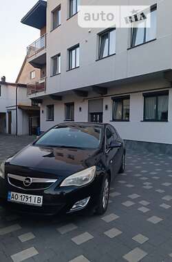 Opel Astra 2010