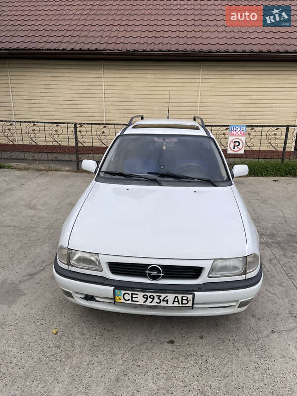 Универсал Opel Astra 1997 в Черновцах