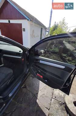 Универсал Opel Astra 2005 в 