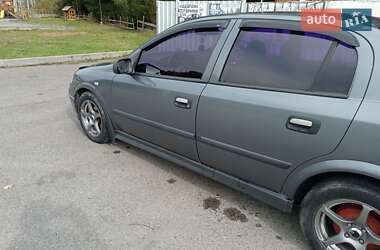 Седан Opel Astra 2008 в Верховине