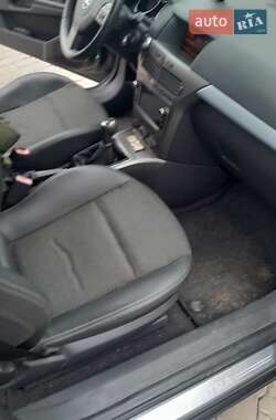 Універсал Opel Astra 2006 в 
