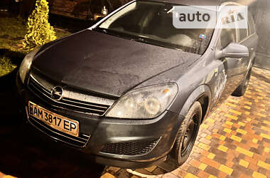 Универсал Opel Astra 2010 в Звягеле