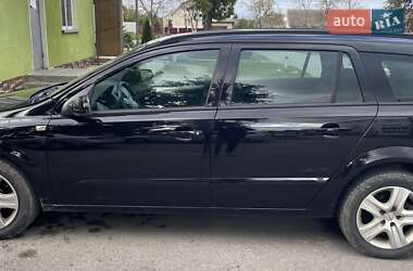 Универсал Opel Astra 2008 в 