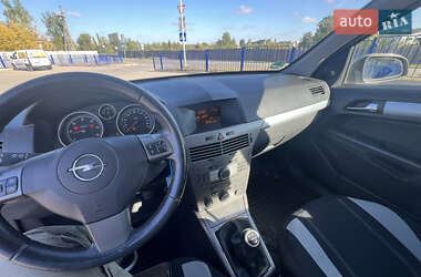 Универсал Opel Astra 2006 в 