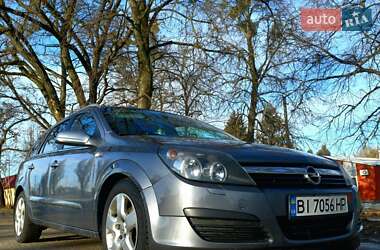 Универсал Opel Astra 2005 в Полтаве