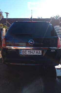 Універсал Opel Astra 2010 в Новому Бузі