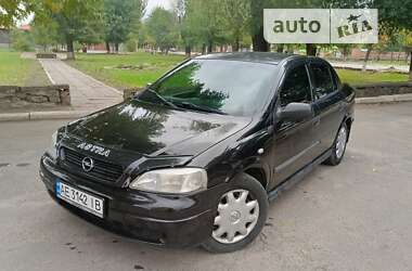 Седан Opel Astra 2006 в Снигиревке