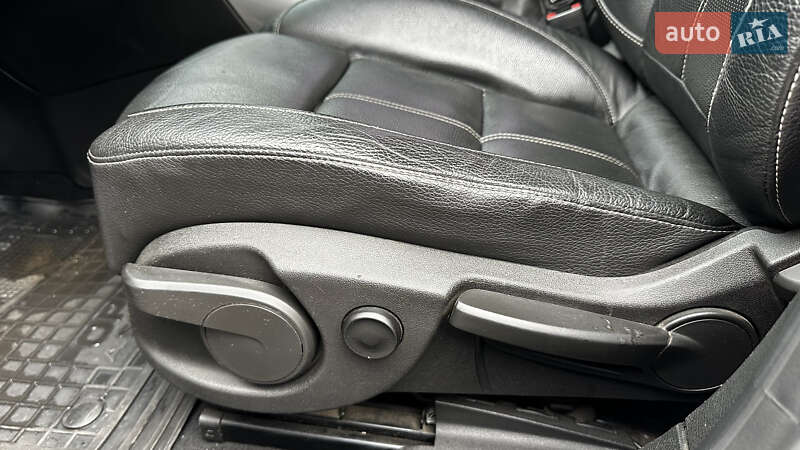 Седан Opel Astra 2015 в Павлограді