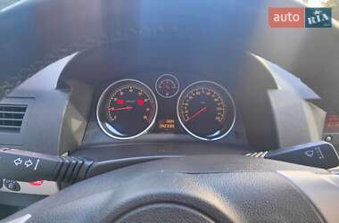 Универсал Opel Astra 2007 в 