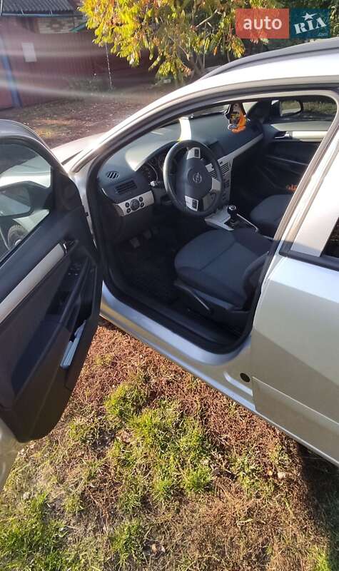 Универсал Opel Astra 2007 в Сумах