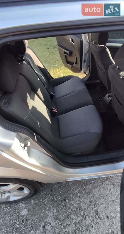 Универсал Opel Astra 2007 в Сумах