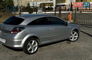 Хэтчбек Opel Astra 2007 в Киеве