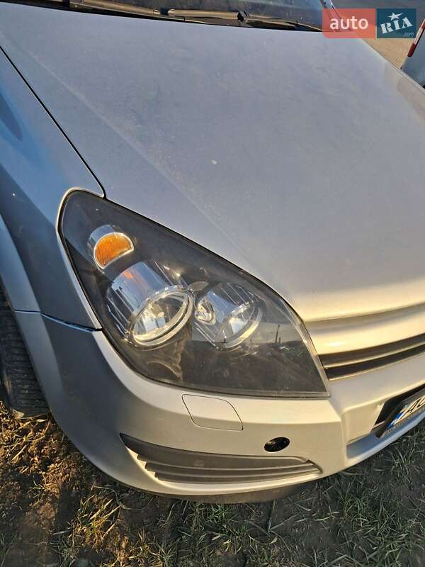 Хэтчбек Opel Astra 2004 в Владимире