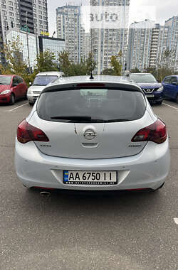 Хетчбек Opel Astra 2012 в Києві