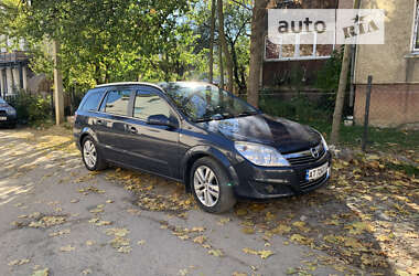 Универсал Opel Astra 2007 в Верховине