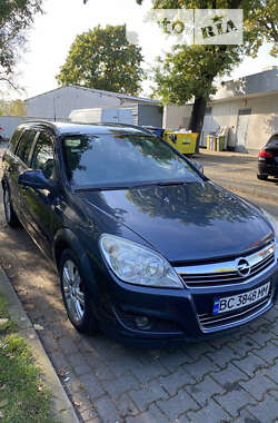 Універсал Opel Astra 2009 в Луцьку