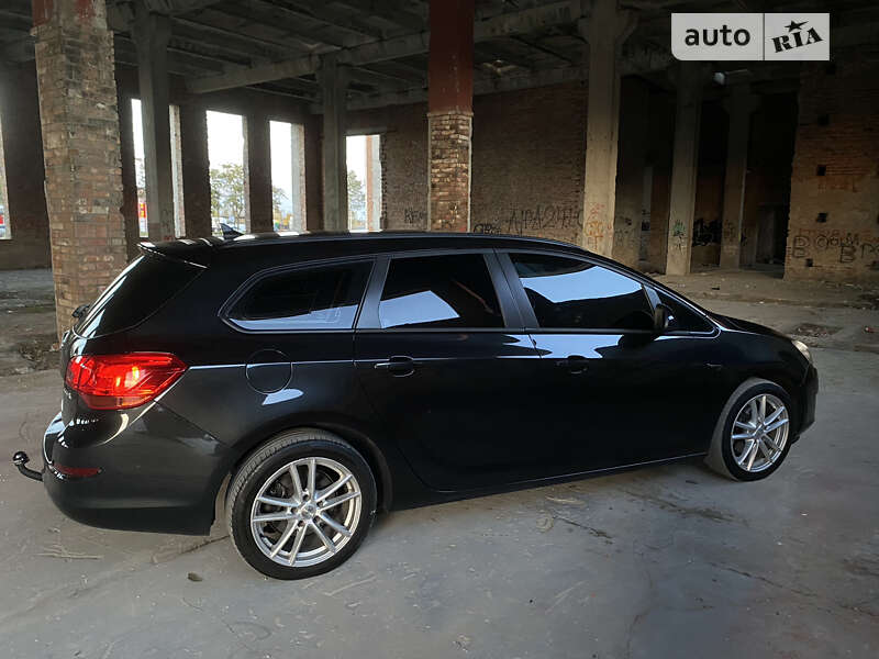 Универсал Opel Astra 2012 в Тернополе фото 6 Универсал Opel Astra 2012 в Тернополе