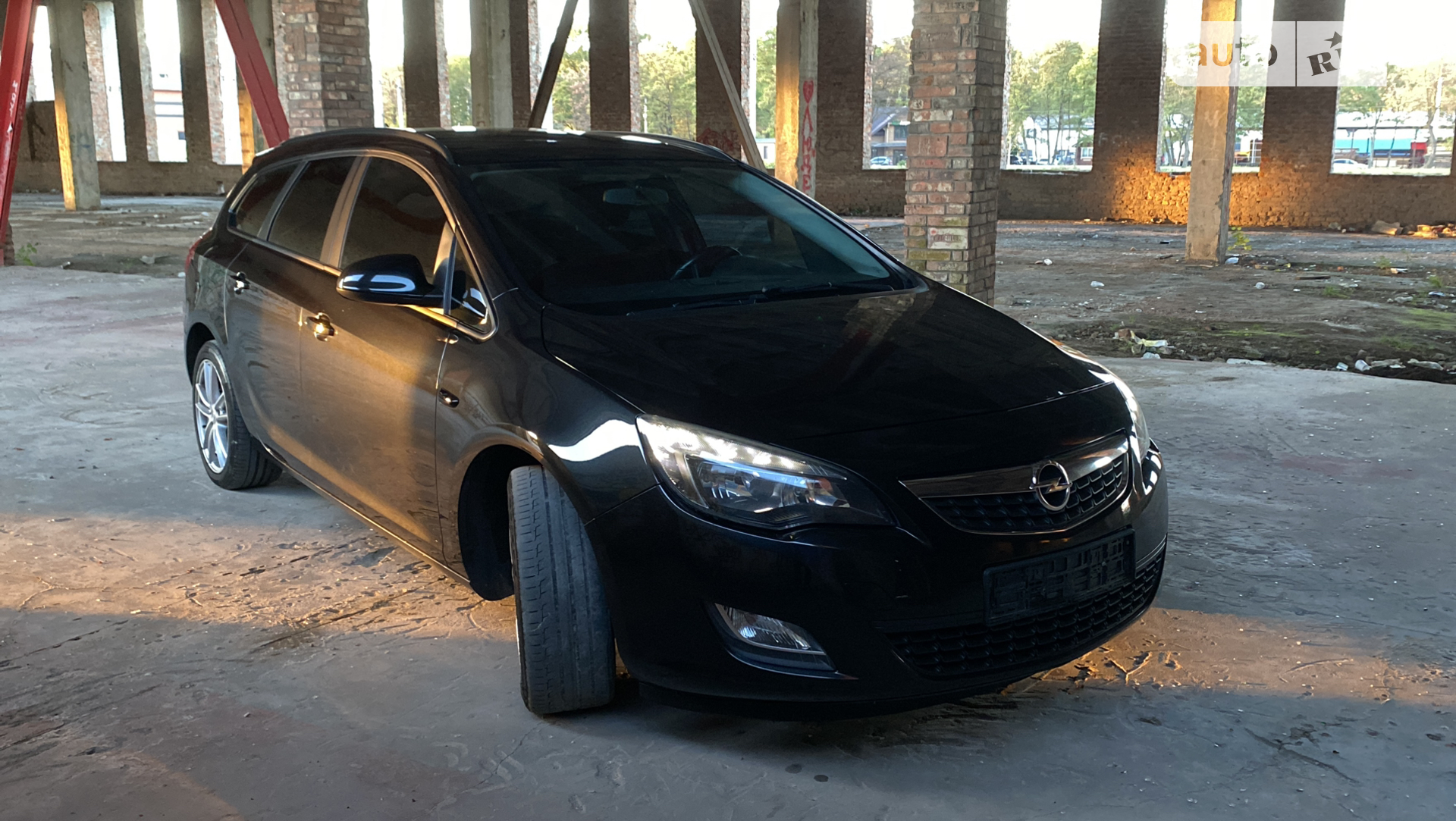 2012 Opel Astra - мініатюра 4
