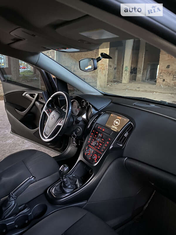 Универсал Opel Astra 2012 в Тернополе фото 17 Универсал Opel Astra 2012 в Тернополе