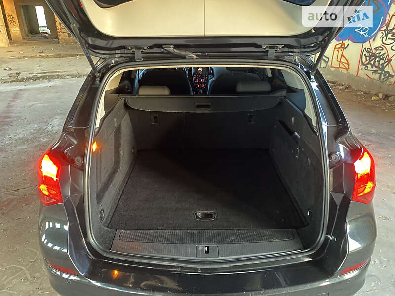 Универсал Opel Astra 2012 в Тернополе фото 15 Универсал Opel Astra 2012 в Тернополе